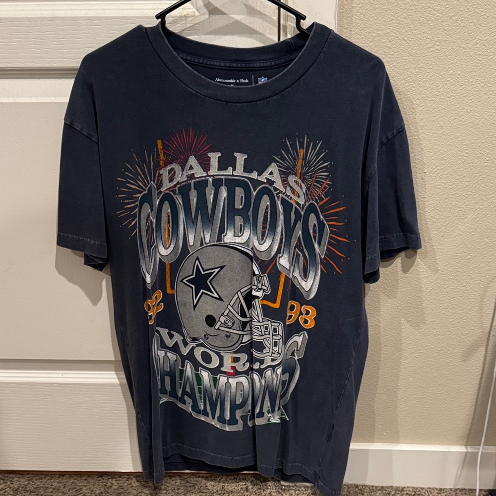 Abercrombie & Fitch Navy Graphic T-Shirt